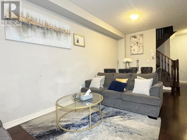 Property Photo:  90 Christian Ritter Drive  ON L6C 0B2 