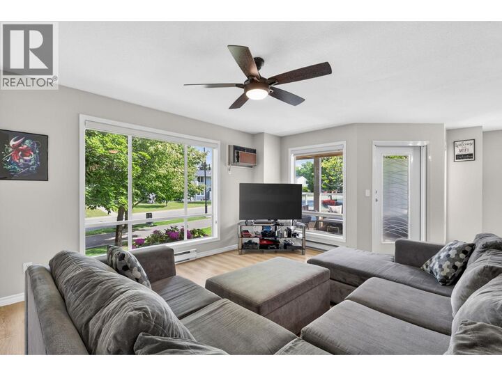 Property Photo: 727 Houghton Road 112 BC V1X 7J7