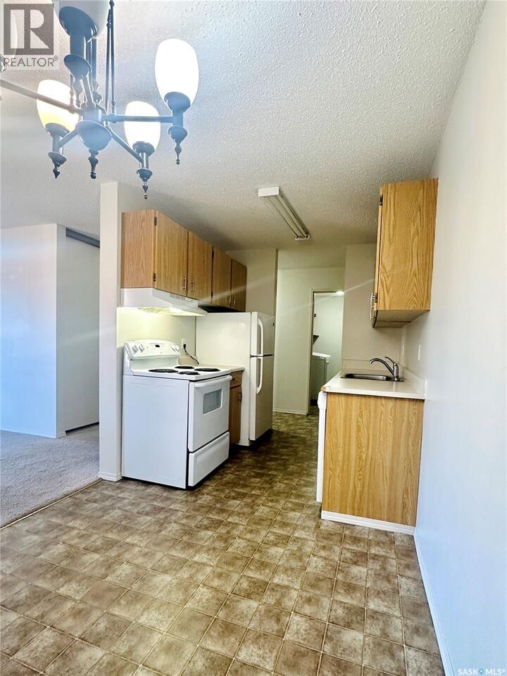 Property Photo:  305 1110 9th Avenue NE  SK S9H 2S9 