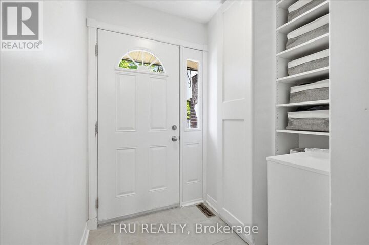 Property Photo:  3301 McCarthy Road 13  ON K1V 9X5 
