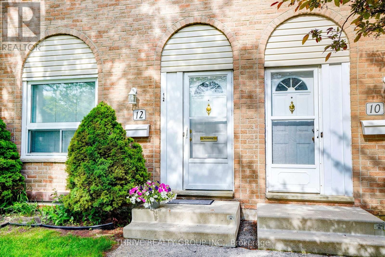Property Photo:  210 Carlyle Drive 12  ON N5V 3M9 