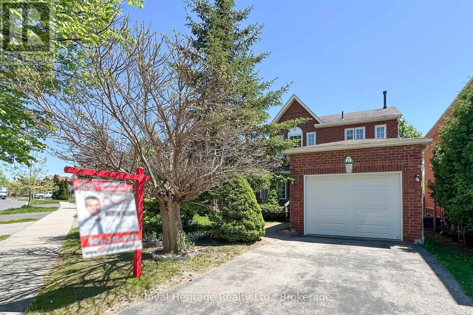 Property Photo: 27 Furrow Drive ON L1R 1Y6