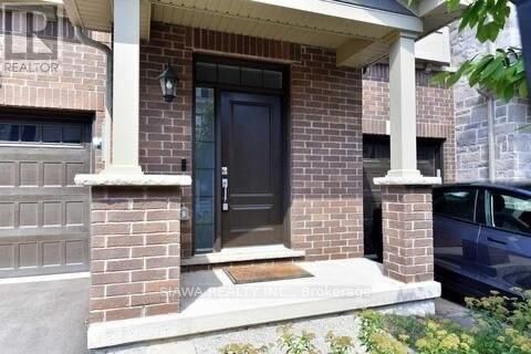 Property Photo: 51 Hibiscus Lane ON L8K 0A4