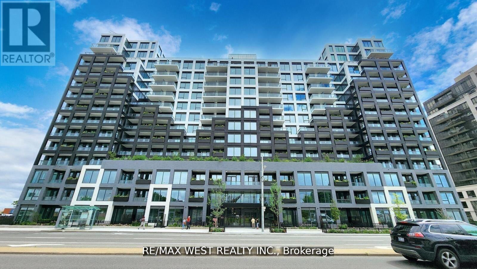 Property Photo:  1100 Sheppard Avenue West 1023  ON M3J 0H1 
