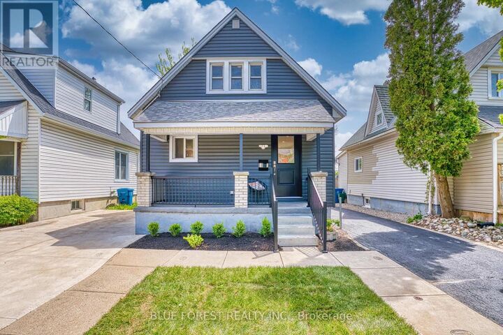 Property Photo:  471 Albert Street  ON N5A 3L3 