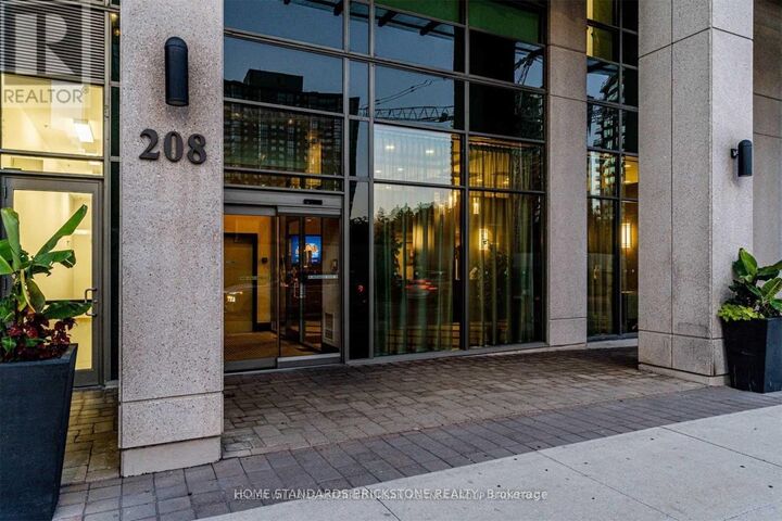 Property Photo:  208 Enfield Place 2905  ON L5B 0G8 