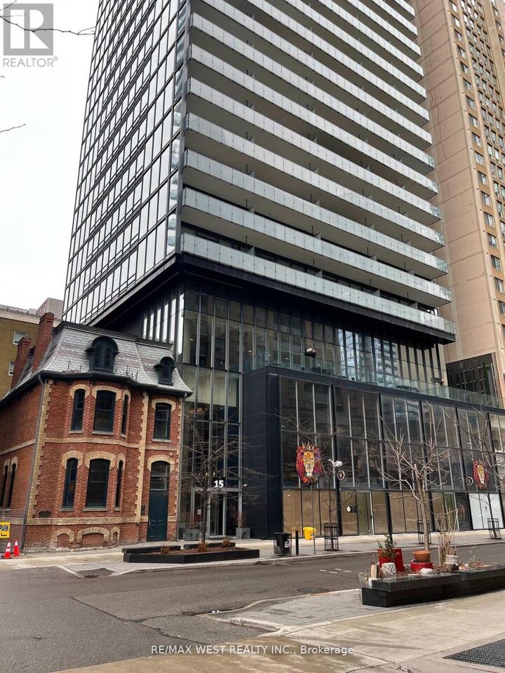 Property Photo:  15 Grenville Street 1106  ON M4Y 1A1 