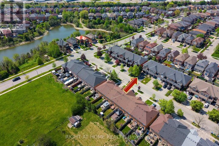 Property Photo:  18 Frank Johnston Road  ON L7E 2L4 