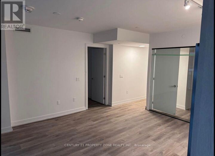 Property Photo:  1 Jarvis Street 723  ON L8R 3J2 