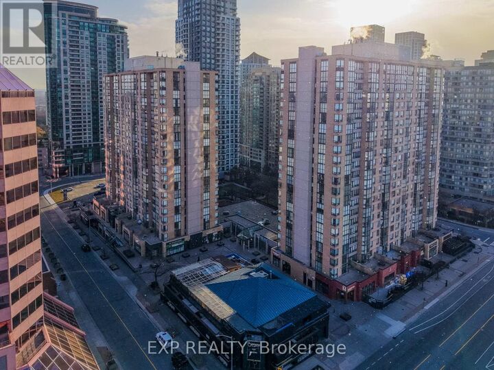 Property Photo: 265 Enfield Place 510 ON L5B 3Y7