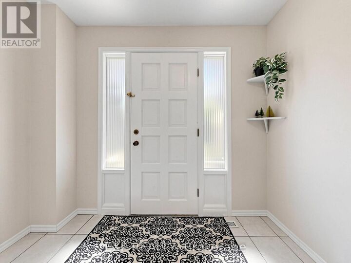 Property Photo:  653 Village Parkway 40  ON L3R 2R2 