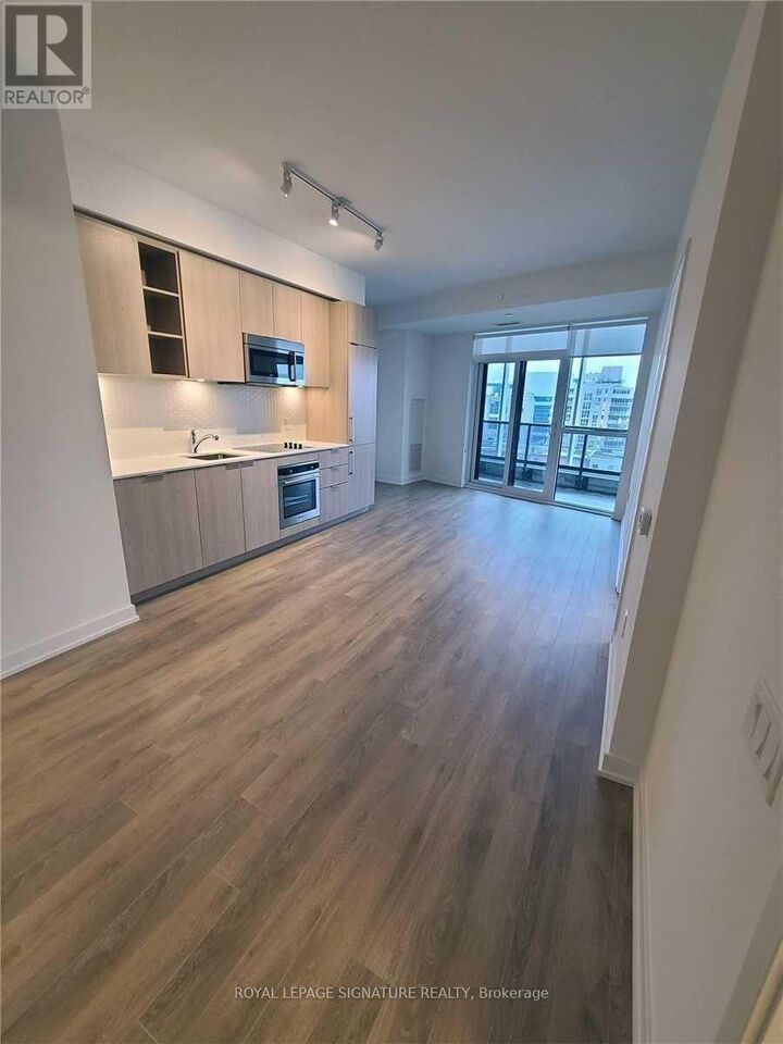 Property Photo:  50 Ordnance Street 607  ON M6K 0C9 