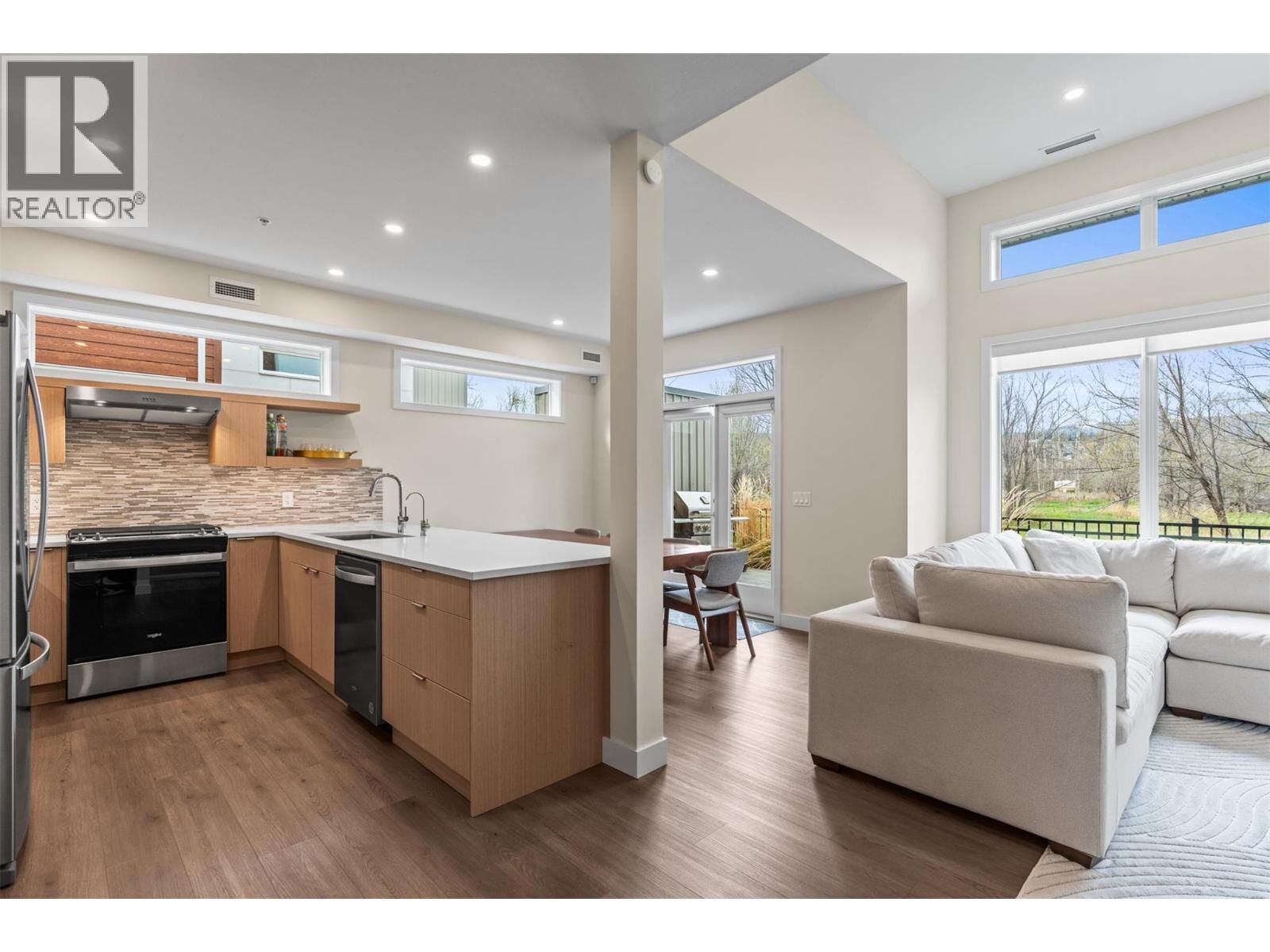 Property Photo:  3719 Woodsdale Road 20  BC V4V 1X2 