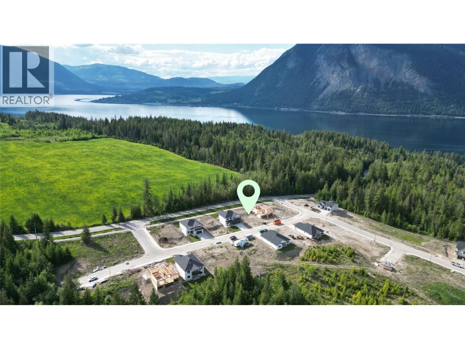 Property Photo:  6851 42 Street Northeast  BC V0E 1K0 