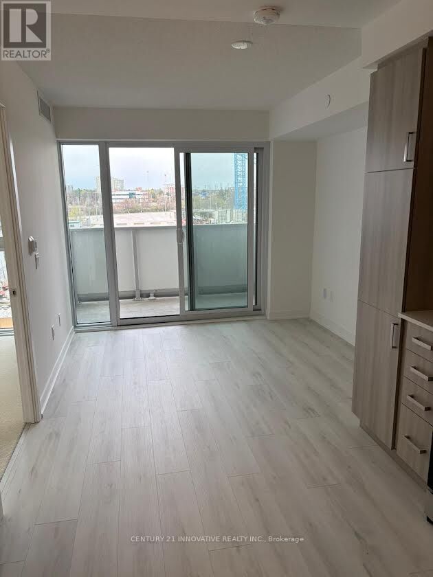 Property Photo:  1010 Sandy Beach Road 315  ON L1W 0C7 