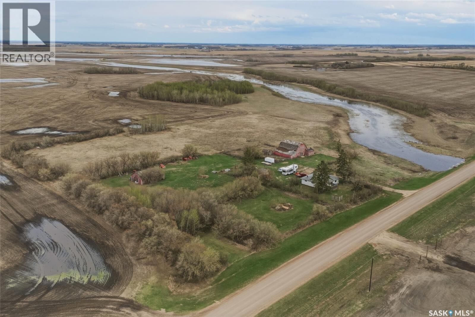 Property Photo:  Hagel Acreage Rosthern  SK  