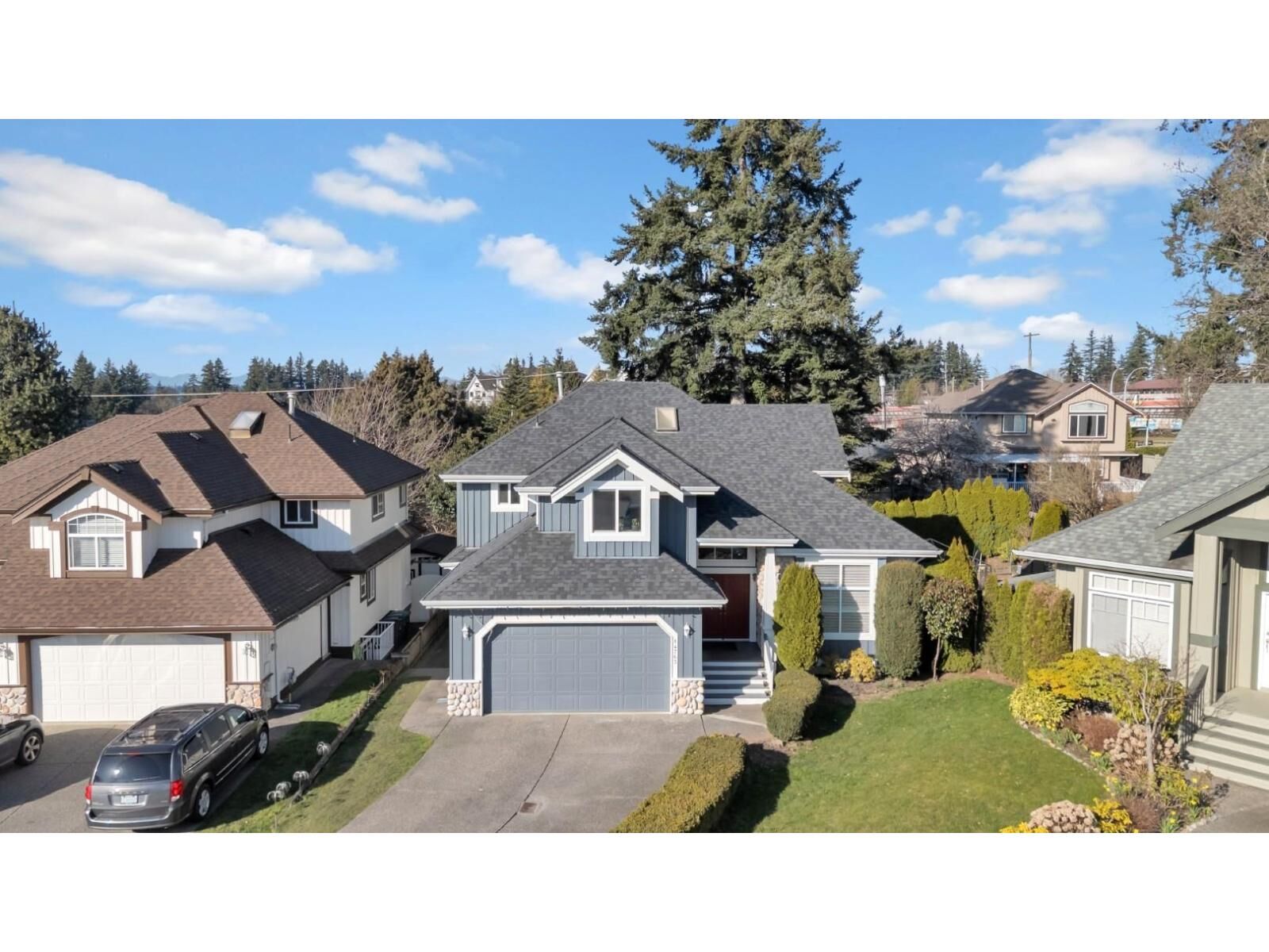 Property Photo:  14763 31A Avenue  BC V4P 3E8 