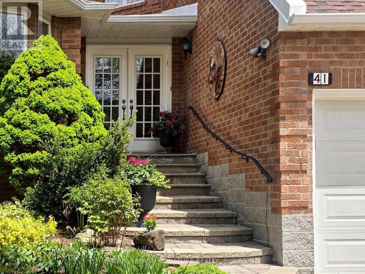 Property Photo: 41 Prince Edward Boulevard ON L3T 7G1