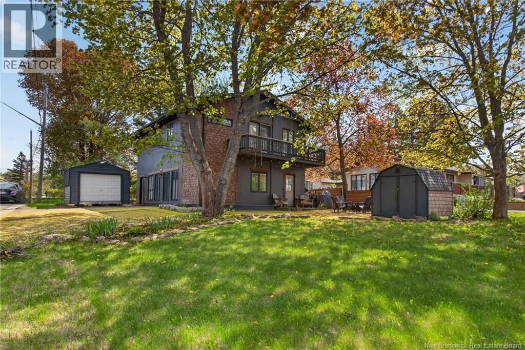 Property Photo:  112 Pleasant Street  NB E4P 2L6 