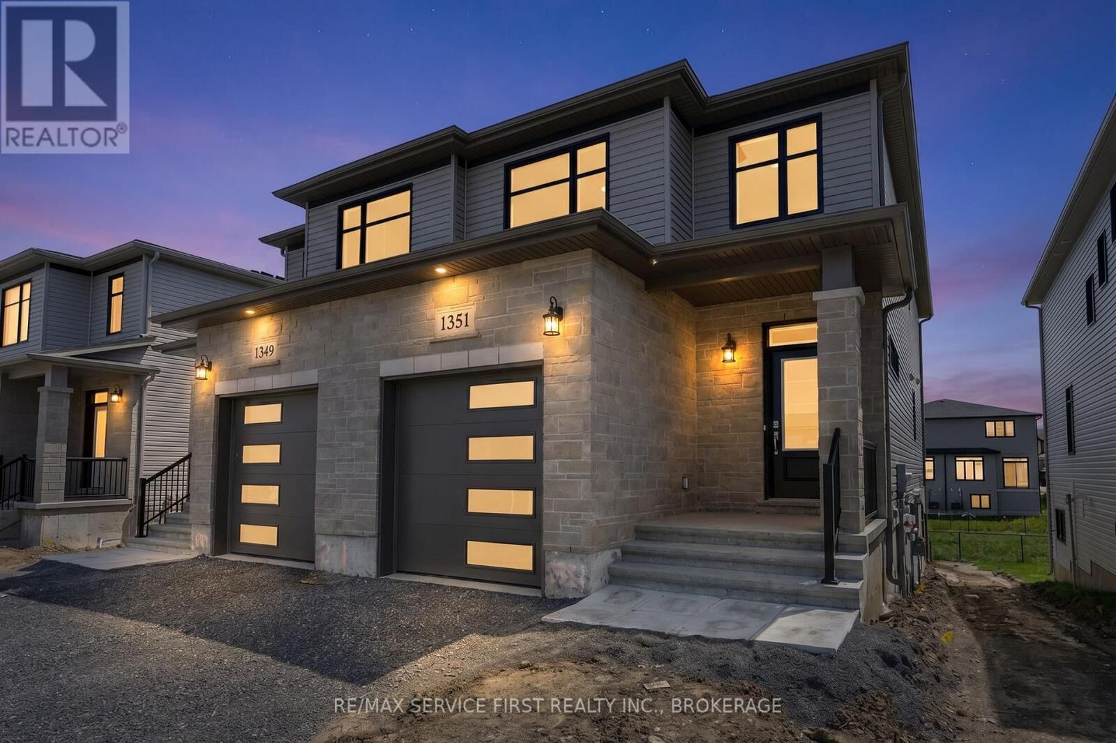 Property Photo:  1351 Woodfield Crescent  ON K7P 0T3 
