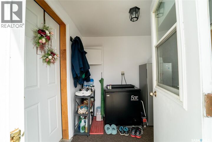 Property Photo:  300 Carson Street  SK S0K 1K0 
