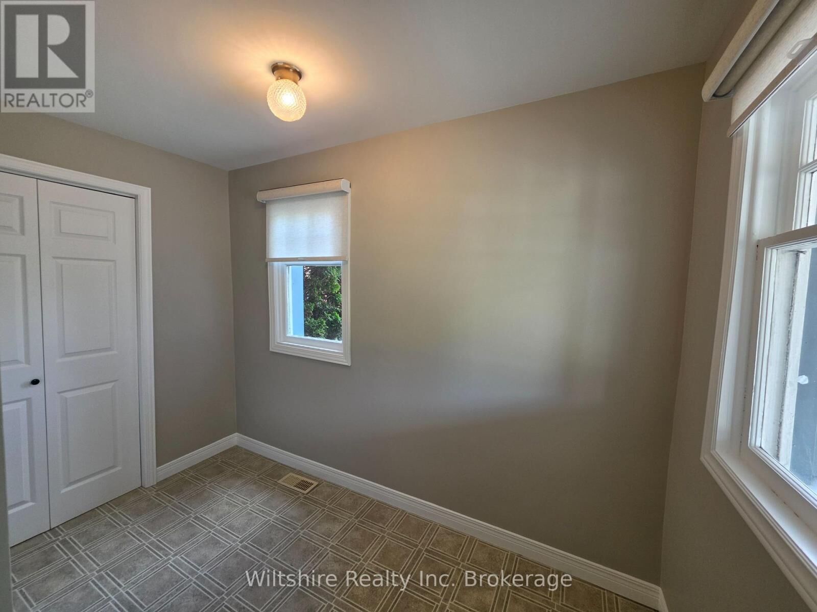 Property Photo:  407 Main Street East 1  ON N0J 1X0 
