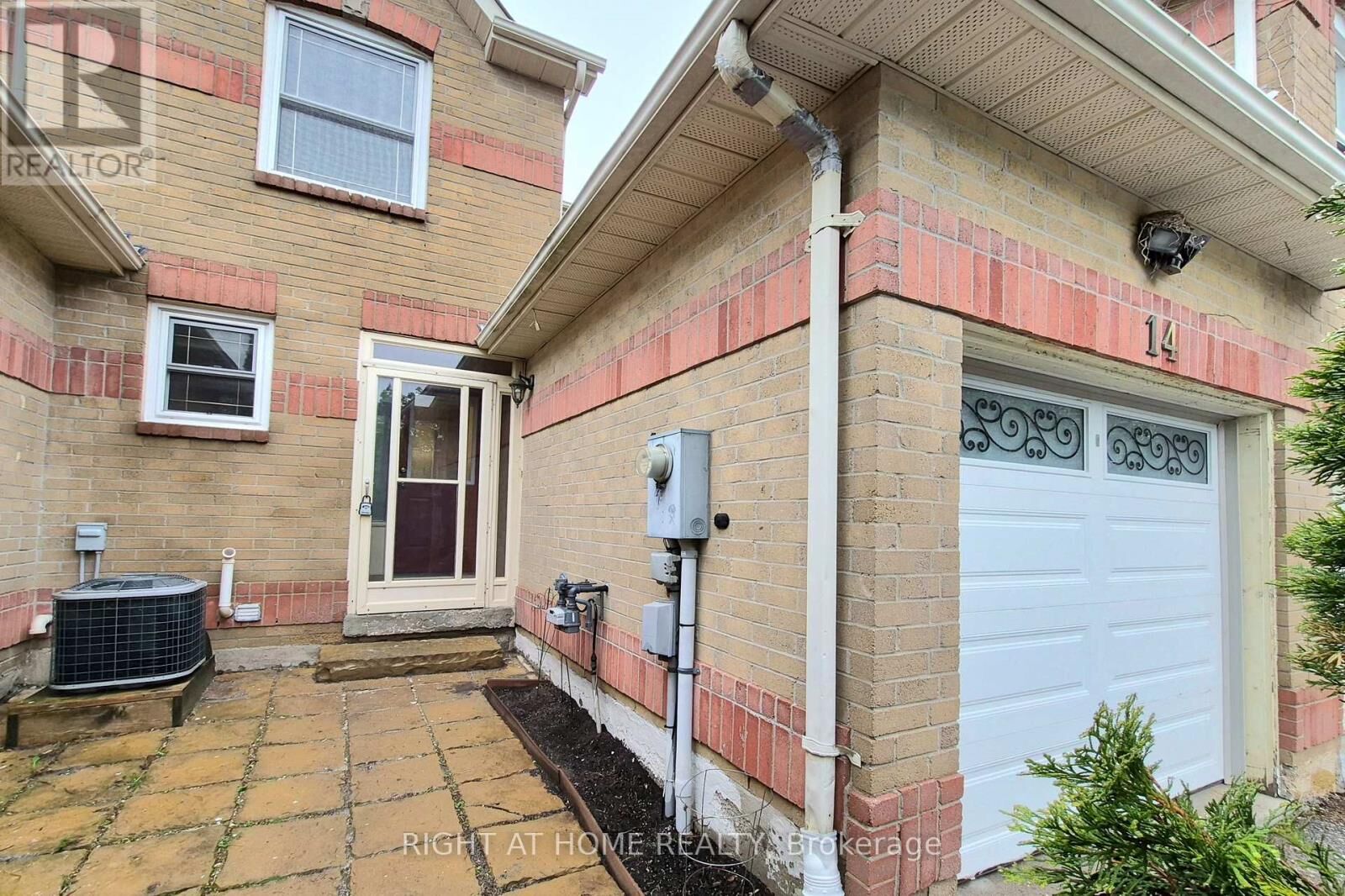 Property Photo:  14 Ritva Court  ON L4C 9R5 