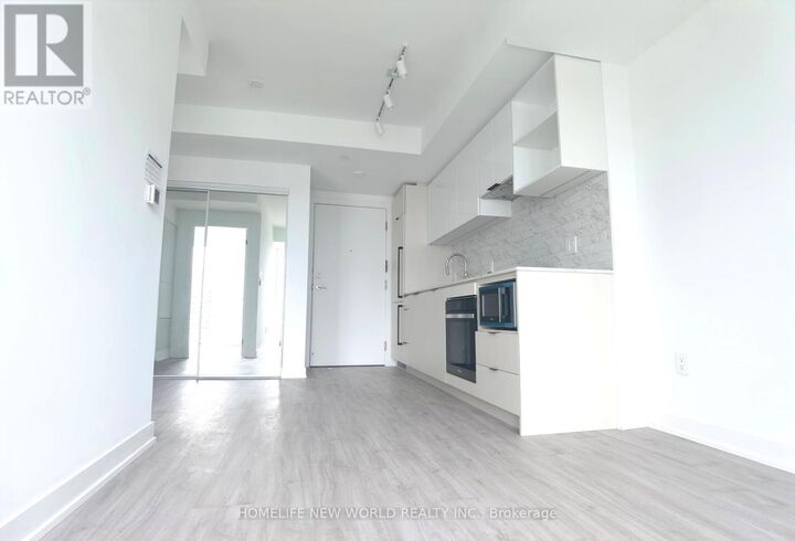 Property Photo:  252 Church Street 3017  ON M5B 1Z2 