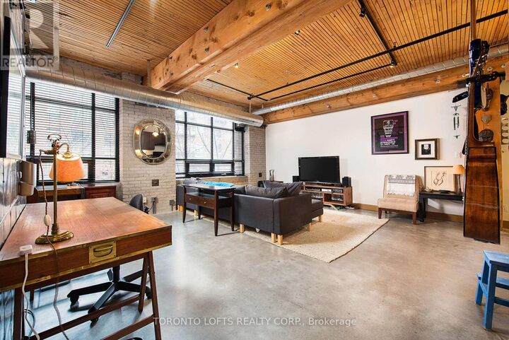 Property Photo:  68 Broadview Avenue 201  ON M4M 2E6 