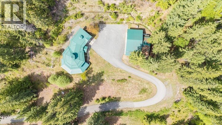 Property Photo: 1732 Zwicky Road BC V0G 1M0