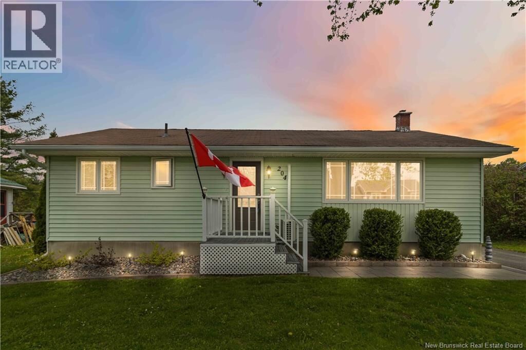 Property Photo:  204 Macfarlane Street  NB E3A 1V6 