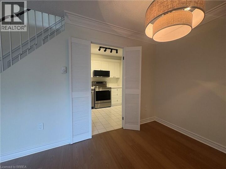 Property Photo: 36 Hayhurst Road 110 ON N3R 6Y9