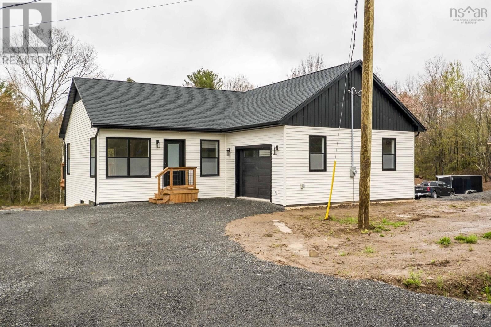 Property Photo:  396 Falmouth Back Road  NS B0P 1L0 
