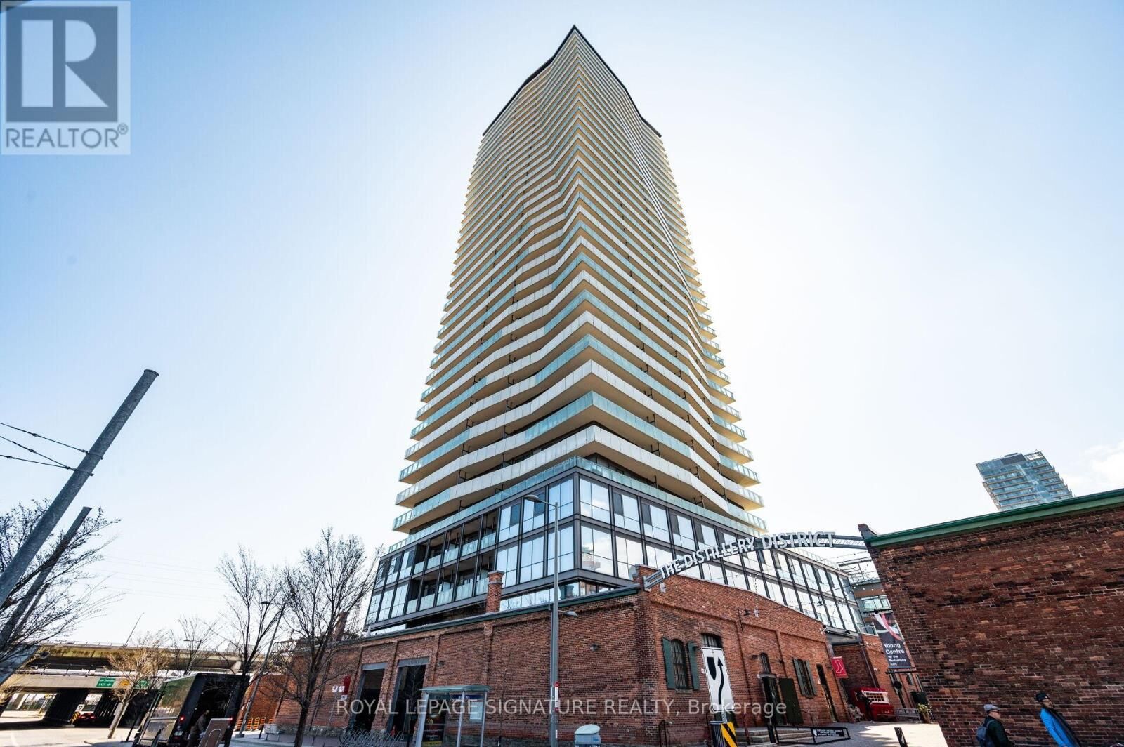Property Photo: 390 Cherry Street 3305 ON M5A 0E2