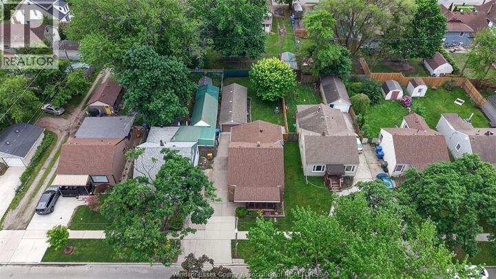 Property Photo:  3733 Vaughan Street  ON N9C 1Z6 