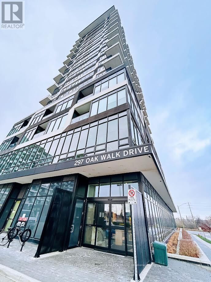 Property Photo:  297 Oak Walk Drive 1604  ON L6H 3R6 