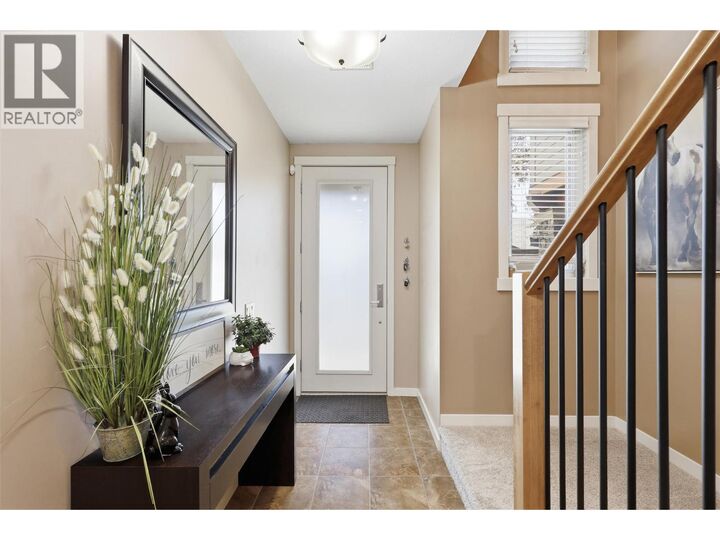 Property Photo: 1631 Golf Ridge Way BC V2H 0A5