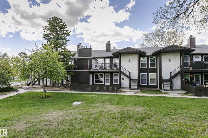 Property Photo:  9221 172 Street NW  AB T5T 3C3 