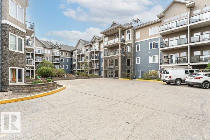Property Photo:  10121 80 Avenue NW 145  AB T6E 0B9 