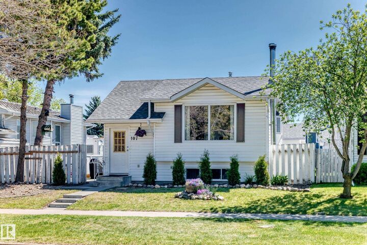 Property Photo: 107 Millgrove Drive AB T7X 2S4