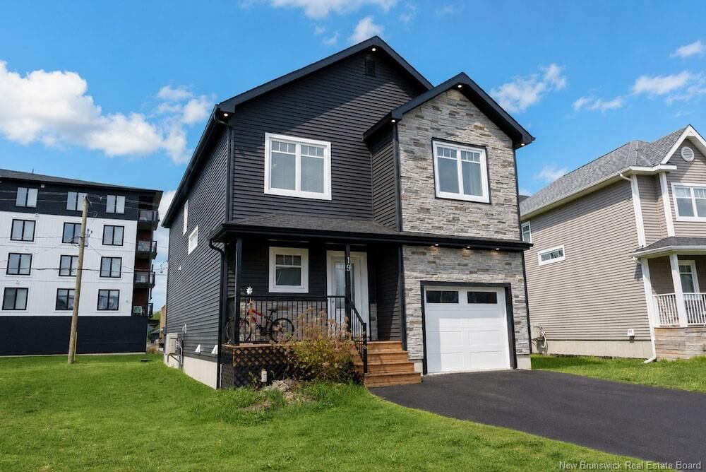 Property Photo:  19 Lorilynn Crescent  NB E3C 0P3 