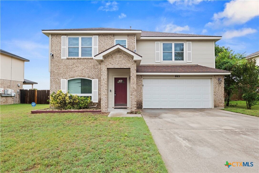 Property Photo:  803 Margaret Lee Street  TX 76522 
