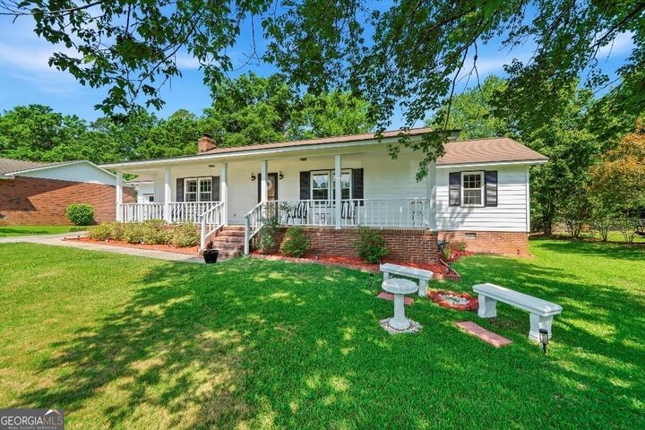 Property Photo:  1868 Holly Hill Road  GA 31061 