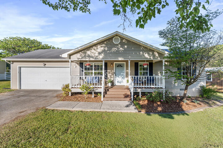 Property Photo:  2850 Lower River Road NW  TN 37336 