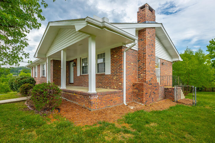Property Photo: 2520 Sharron Drive TN 37421