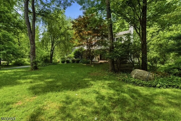 Property Photo:  10 Liberty Woods Dr  NJ 07838 