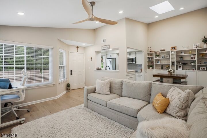Property Photo:  38 Fieldstone Road Ondo  NJ 07921 