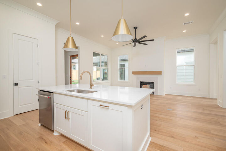 Property Photo:  48 Fieldgate Drive  MS 39759 