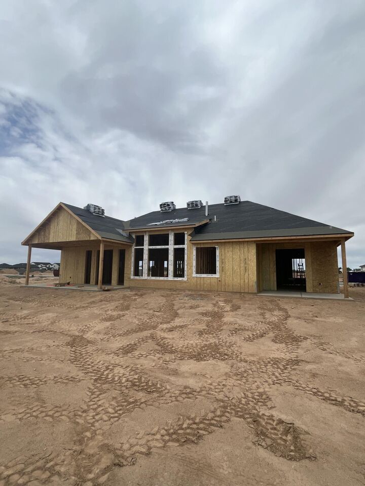 Property Photo: 3821 W 975 N UT 84721
