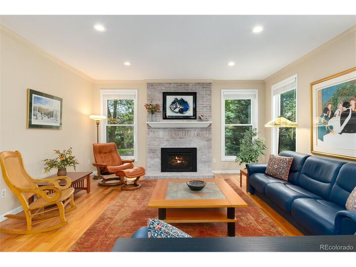 Property Photo:  284 N Monroe St  CO 80206 